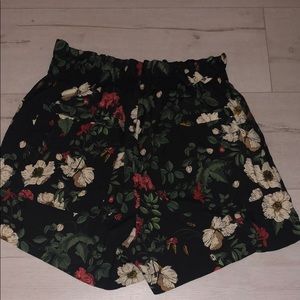 Flower Beach Shorts